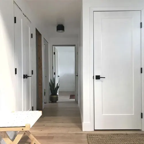 36×80 – 1 Panel Shaker Hollow Machined Door