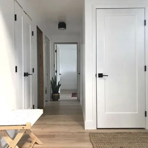 28×80 – 1 Panel Shaker Hollow Machined Door